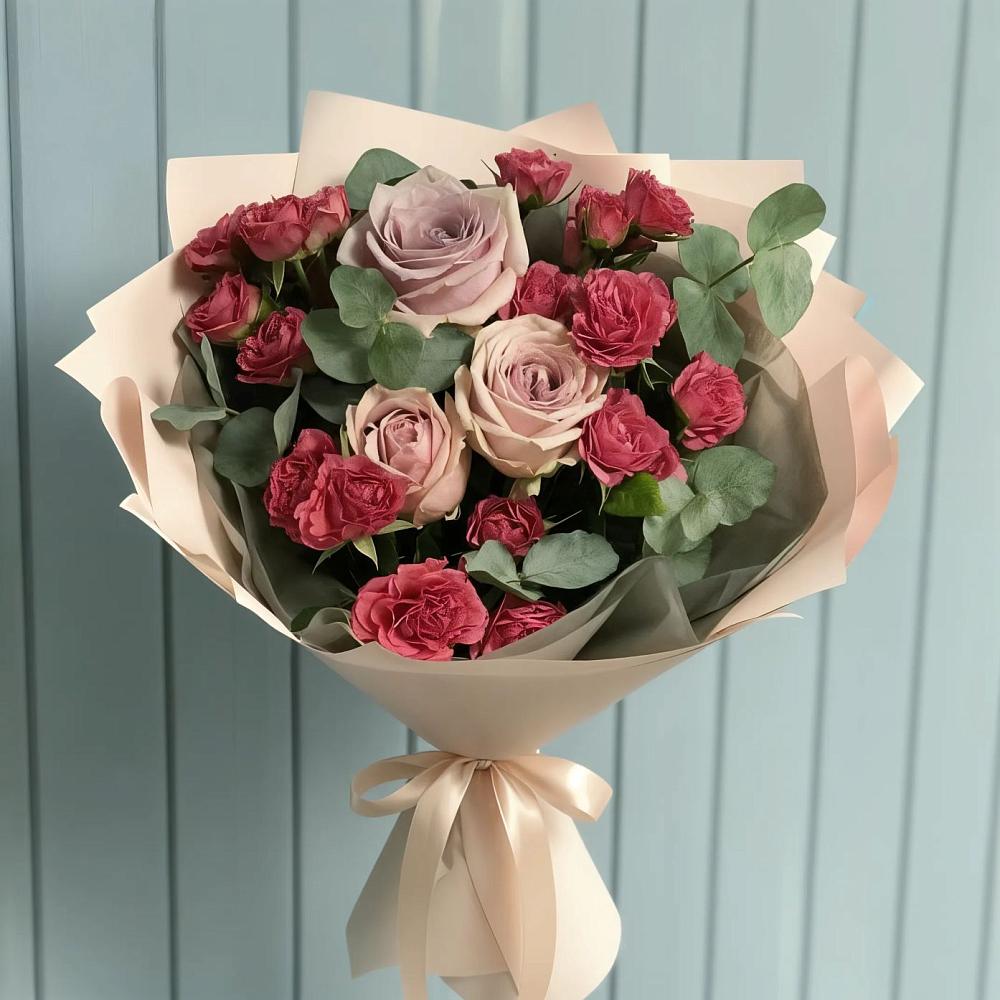 Букет цветов из: Гвоздики и Розы в Высокогорном