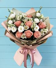 Букет цветов из:  Розы, Альстромерии и Лизиантусы в Высокогорном