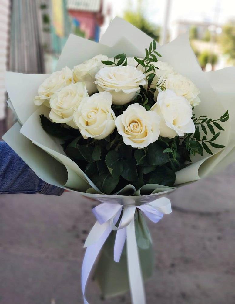 Букет Белые розы Проуд в Высокогорном