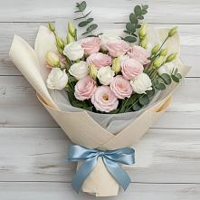 Букет цветов из:  Лизиантусы #REPLACE_PRED# Высокогорном