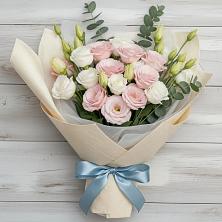 Букет цветов из:  Лизиантусы в Высокогорном