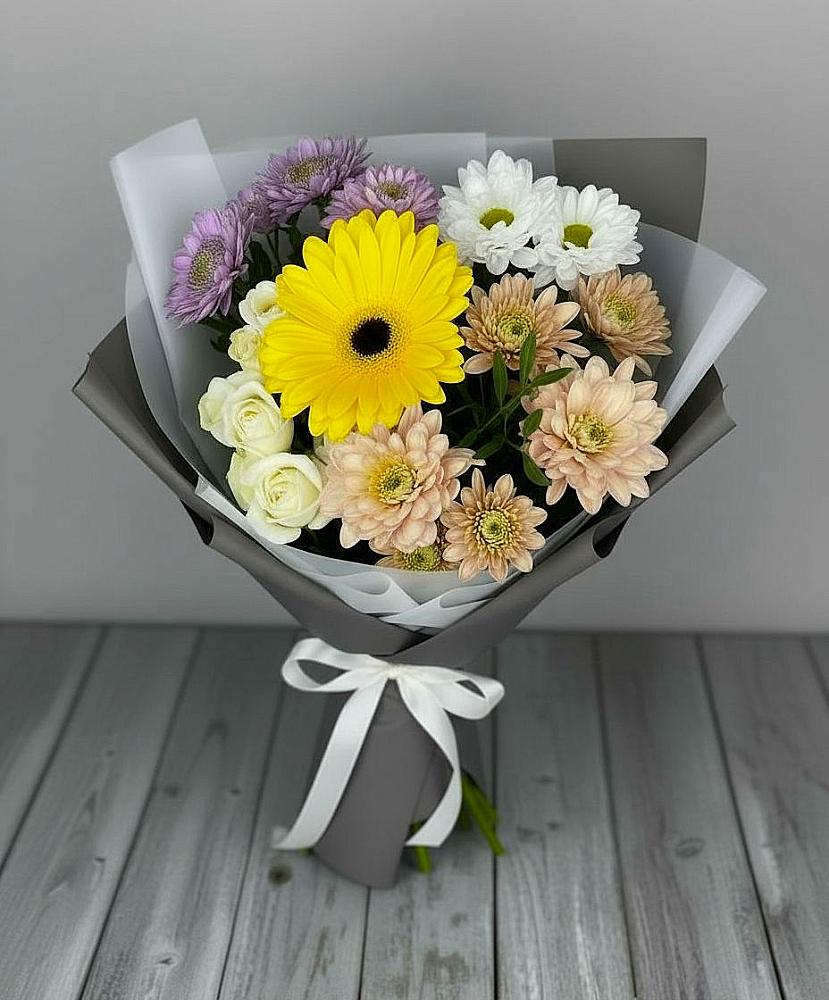 Букет цветов из: Розы, Герберы и Хризантемы в Высокогорном