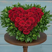 Цветочная композиция из Розы в виде сердца в Высокогорном