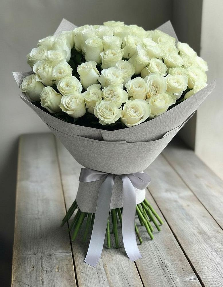 Букет 35 Белых роз в Высокогорном