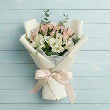 Букет цветов из:  Альстромерии в Высокогорном