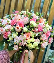 Букет цветов из:  Розы #REPLACE_PRED# Высокогорном