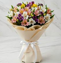 Букет цветов из:  Альстромерии в Высокогорном