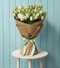 Букет цветов из:  Лизиантусы в Высокогорном