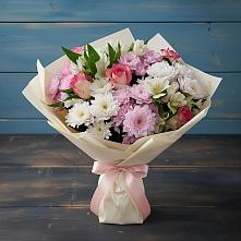 Букет цветов из:  Хризантемы, Альстромерии и Розы в Высокогорном