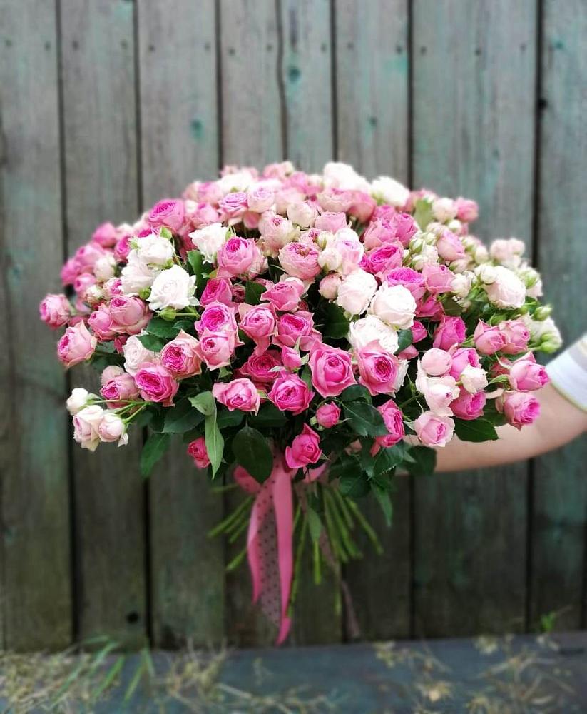 Букет Розовые кустовые розы Натали и Лав Лидия в Высокогорном