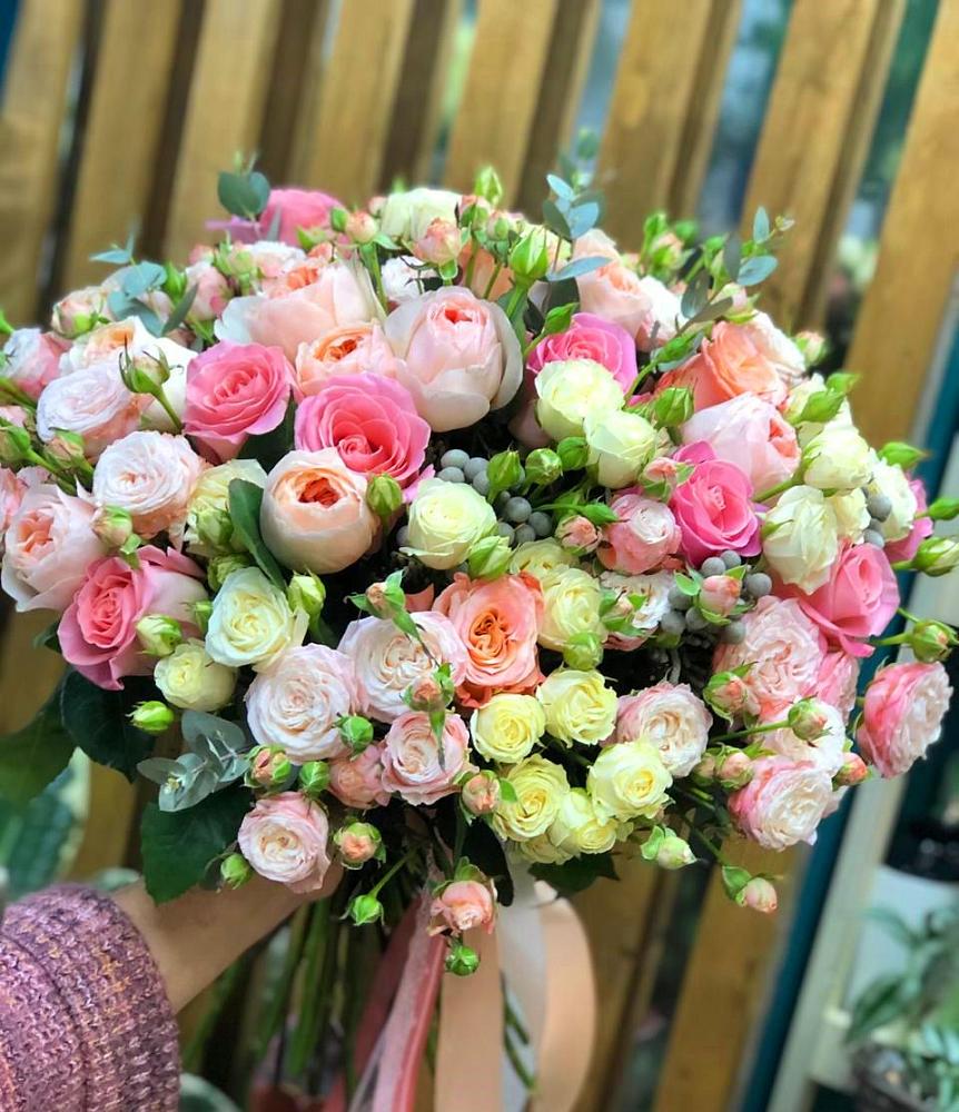 Букет цветов из: Розы в Высокогорном