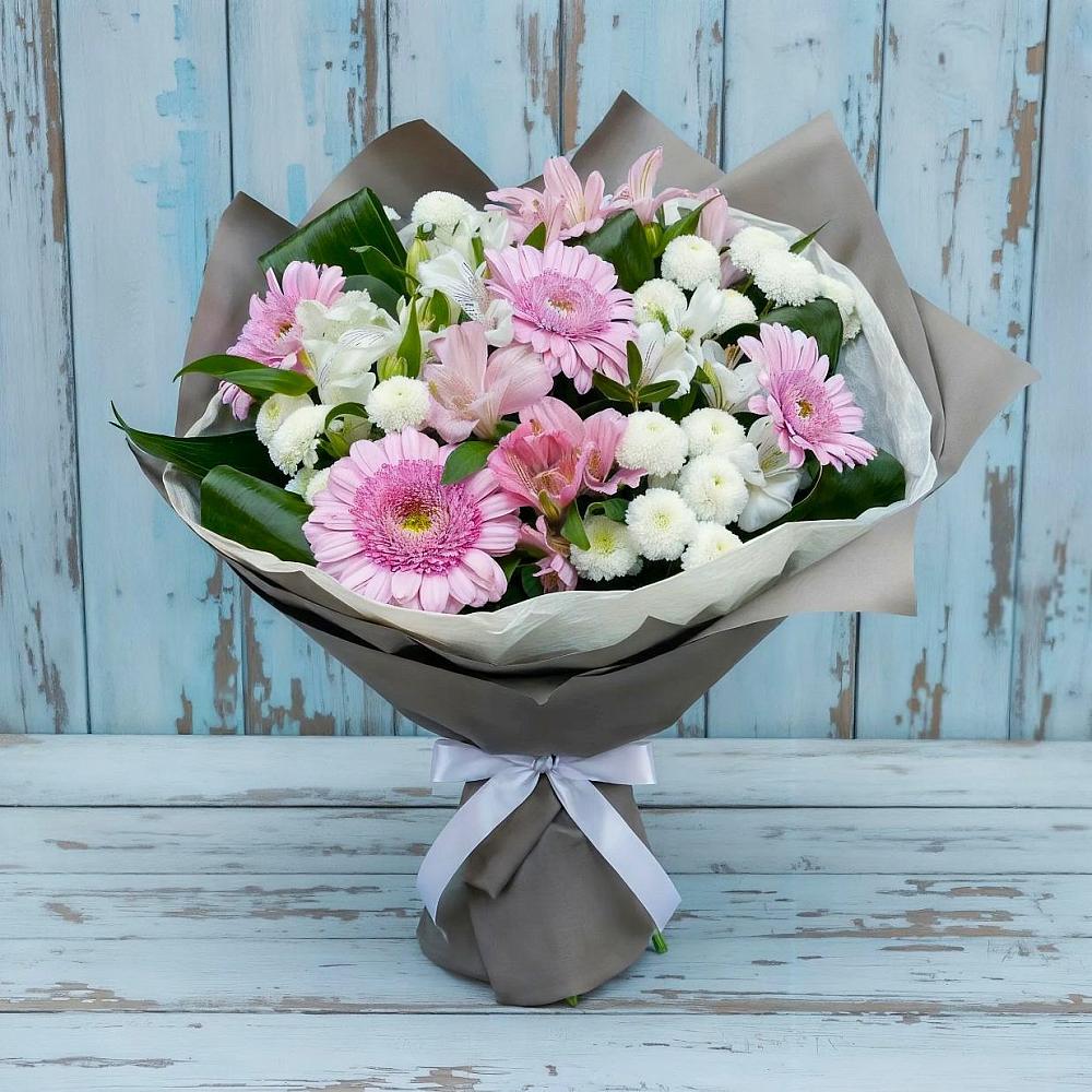 Букет цветов из: Герберы, Альстромерии и Хризантемы в Высокогорном