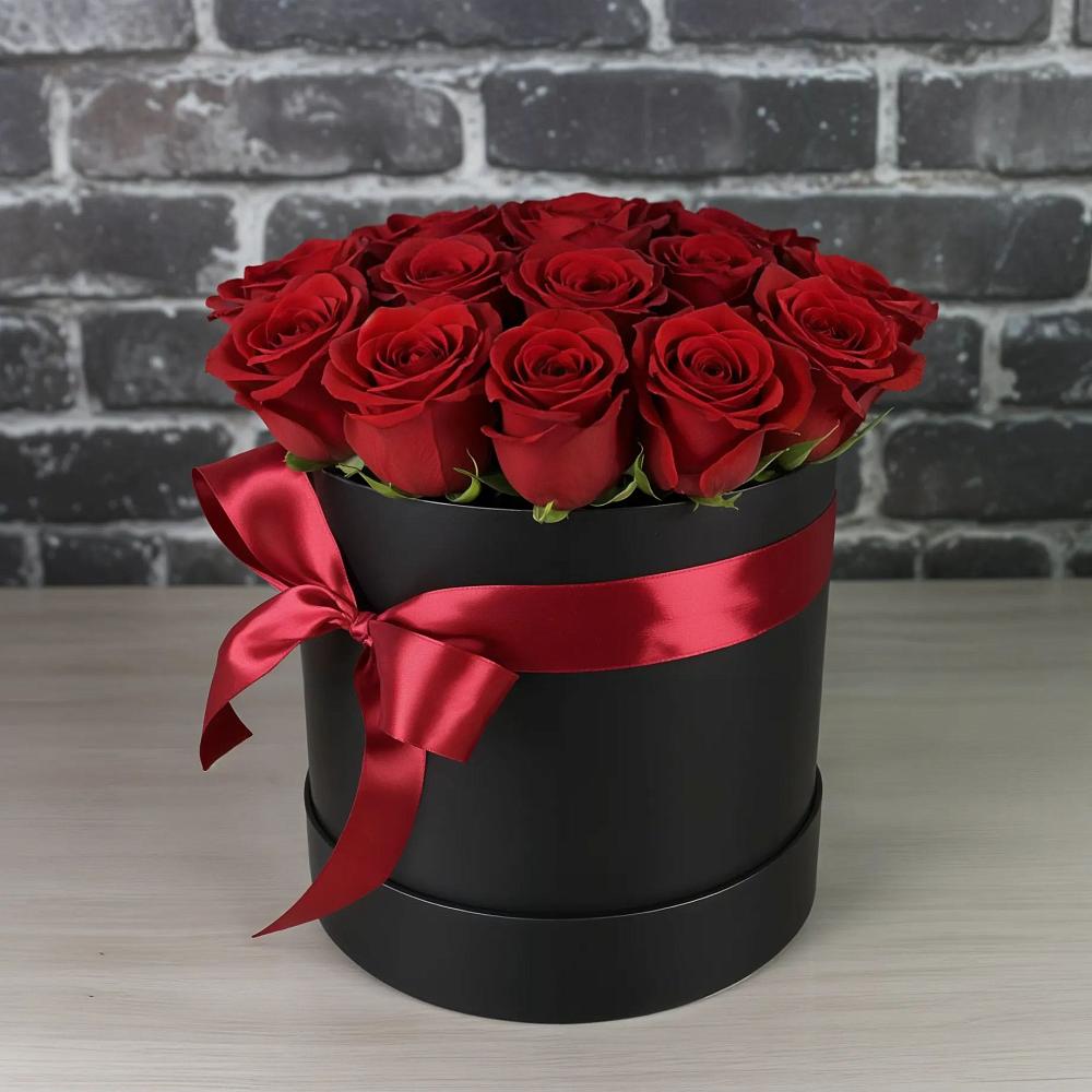 Цветочная композиция из Розы в шляпной коробке в Высокогорном