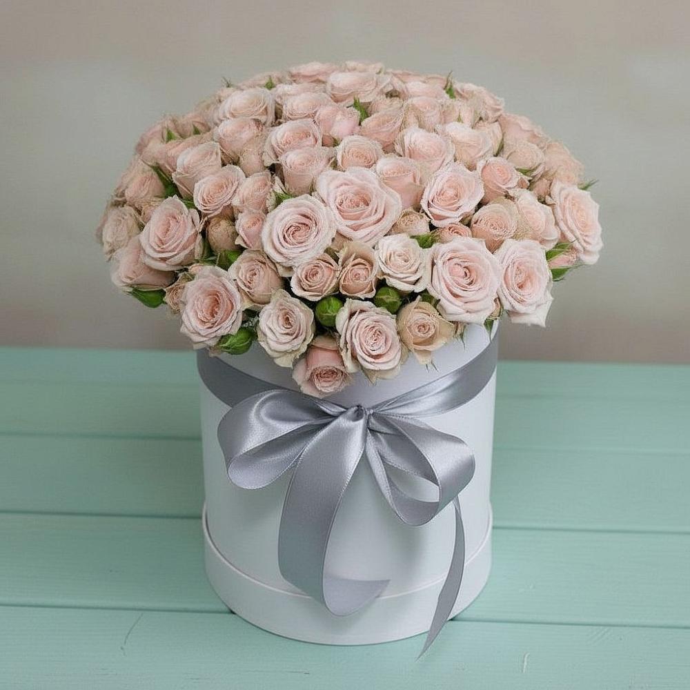 Цветочная композиция из Розы в шляпной коробке в Высокогорном